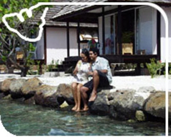 Pension Motu Iti Hotel Pihaena 2*,